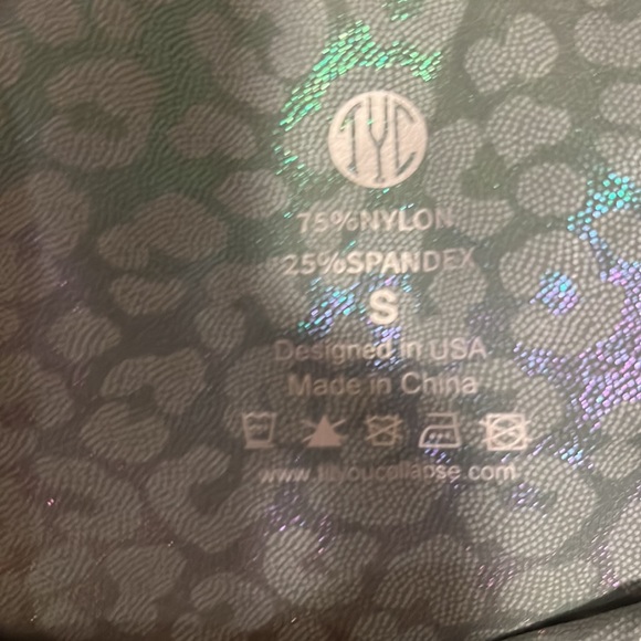 Tilyoucollapse shiny leggings - Picture 4 of 5